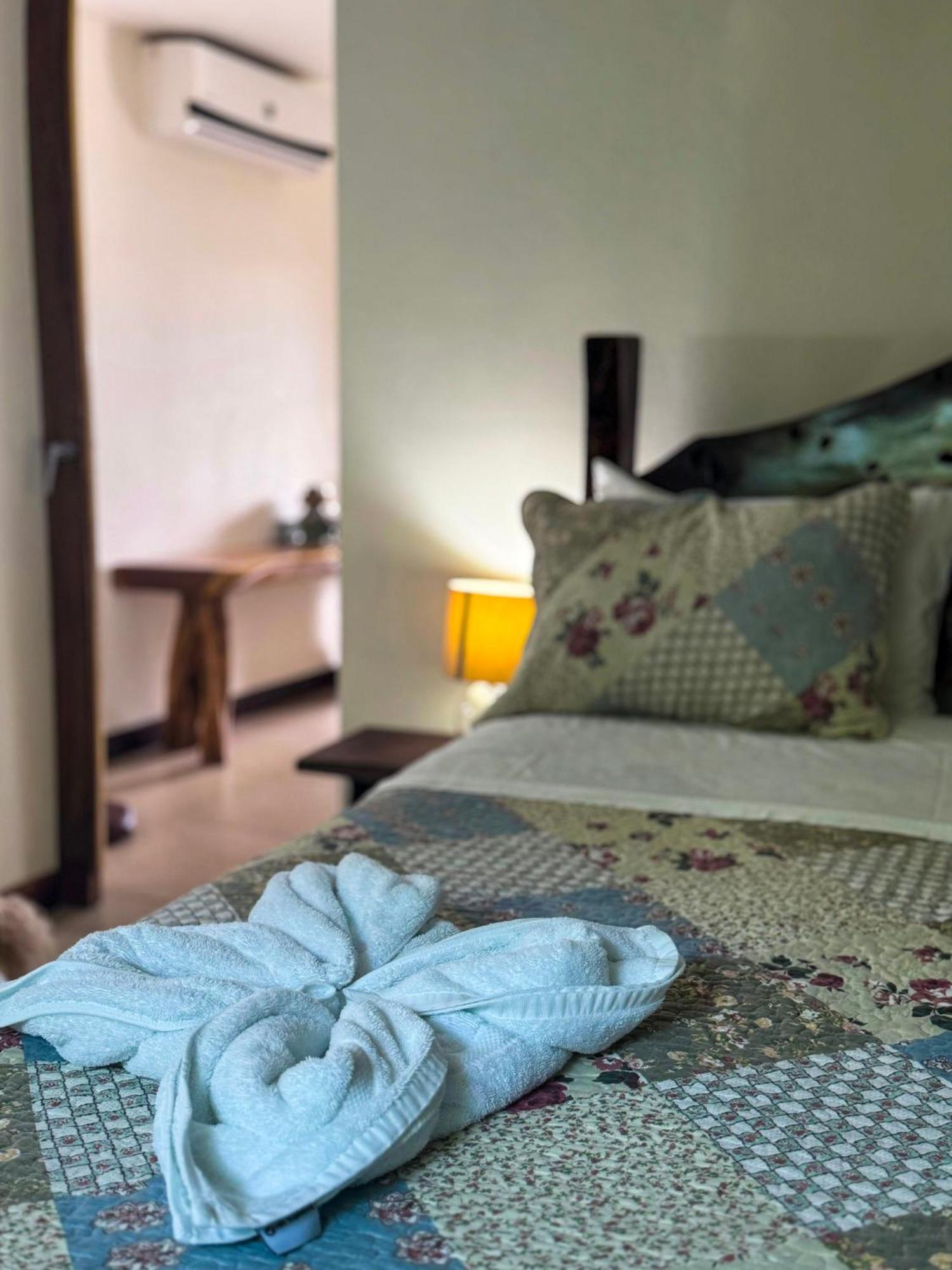 Cocobolo Beach Boutique Hotel San Juanillo Екстер'єр фото